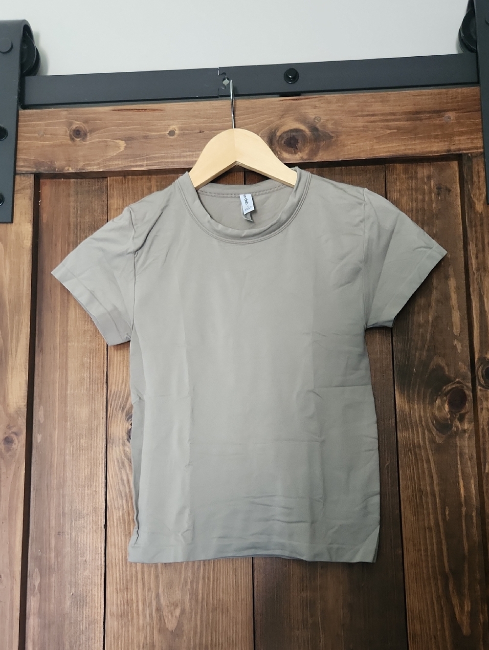 Everyday Crew Tee in Light Taupe
